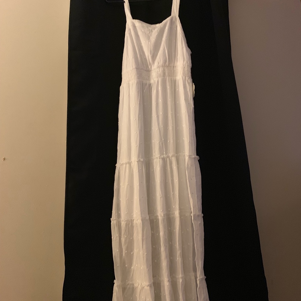 White maxi dress